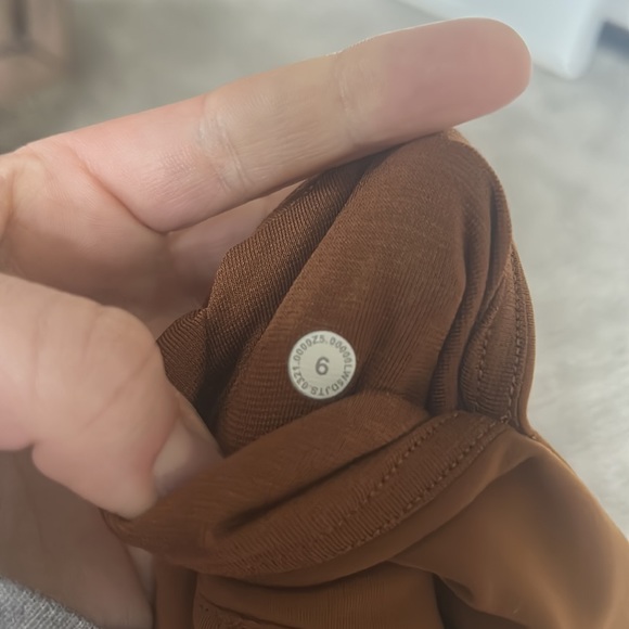 Lululemon leggings - Picture 3 of 3